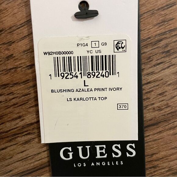 NWT Guess Karlotta Blushing Azalea Print Ivory Floral V-Neck Crop Top Blouse L - Picture 10 of 13